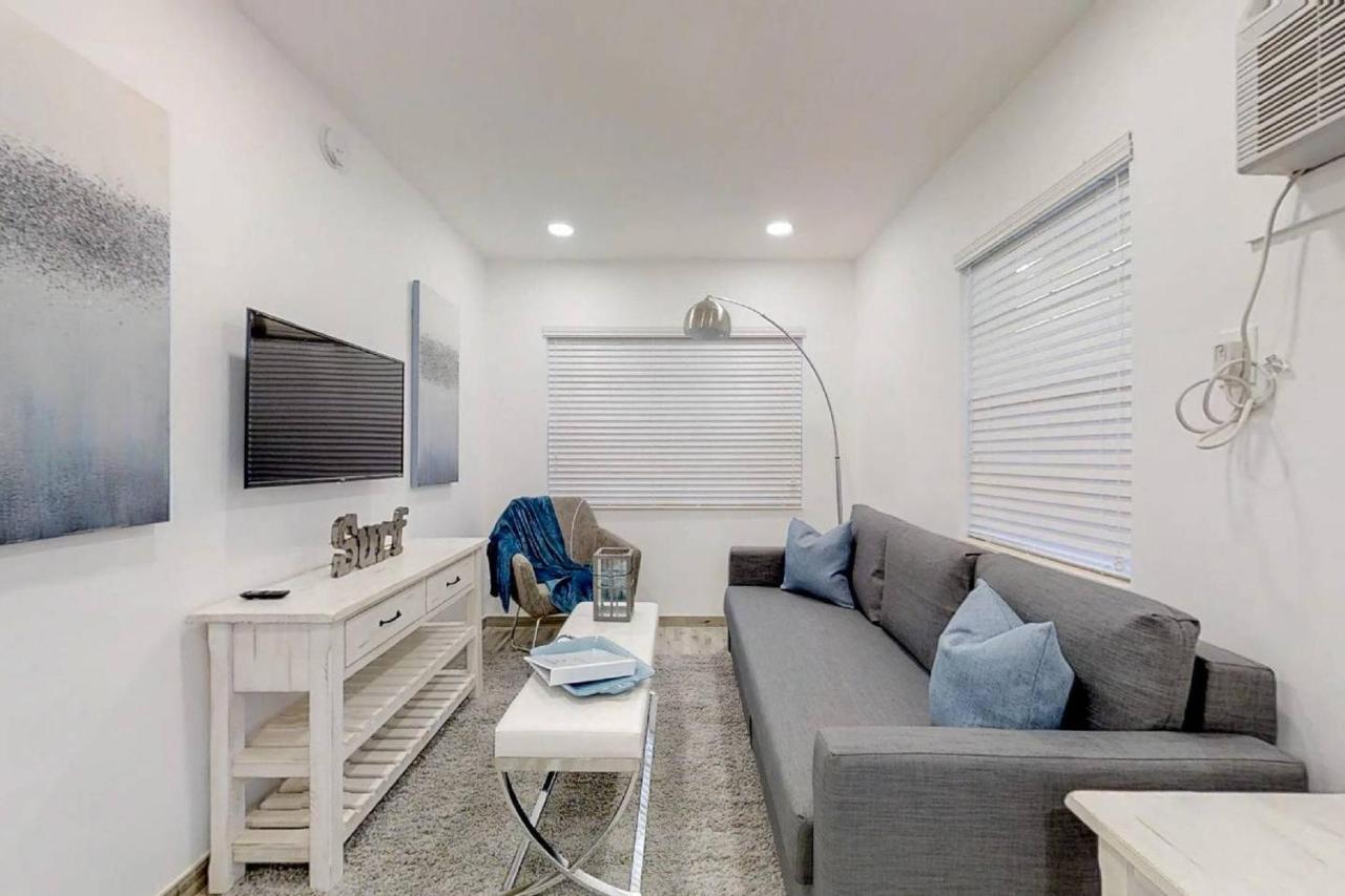 Trendy 1Br W Parking Space & Walk To The Beach #8 Hollywood Dış mekan fotoğraf